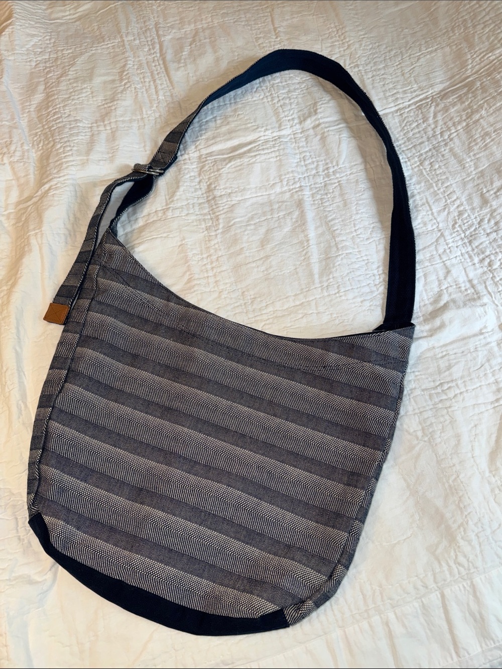 Thirty one messenger bag NWOT